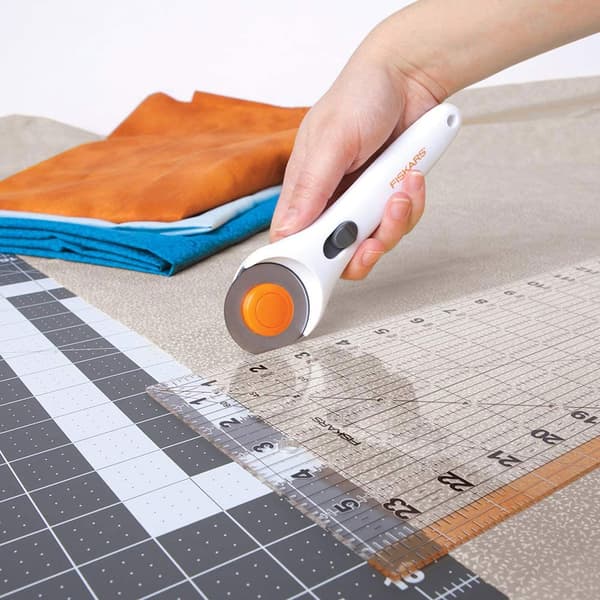 Fiskars Skärmatta - Self Healing 30 x 45 cm