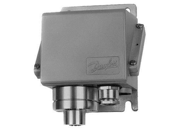 DANFOSS Painekytkin KPS 43, 1-10 bar, G1/4, diff.paine 0,7-2,8 barAuto reset, AC-3 6A, 400VPG13,5 kaapeli Ø5-14 mm, IP67
