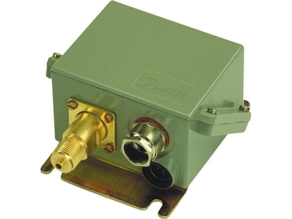 DANFOSS Painekytkin KPS 43, 1-10 bar, G1/4, diff.paine 0,7-2,8 barAuto reset, AC-3 6A, 400VPG13,5 kaapeli Ø5-14 mm, IP67