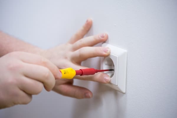Wiha slimVario LAUS / 1000V set. setet innehåller handtag, 14 slimBits och polsökare