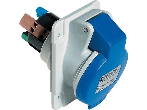 SCHNEIDER ELECTRIC CEE CEE Kulmapistorasia 16A P+N+J 6hleikkuukiinnikkeet, max 2,5 mm²230V IP 44
