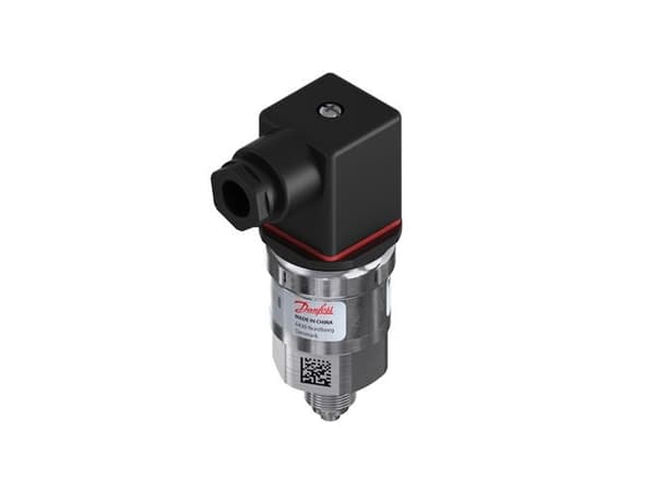 DANFOSS Tryktransmitter MBS 3000 trykområde 0-40 bar 10-30VDC forsyning lähtö 4-20mA