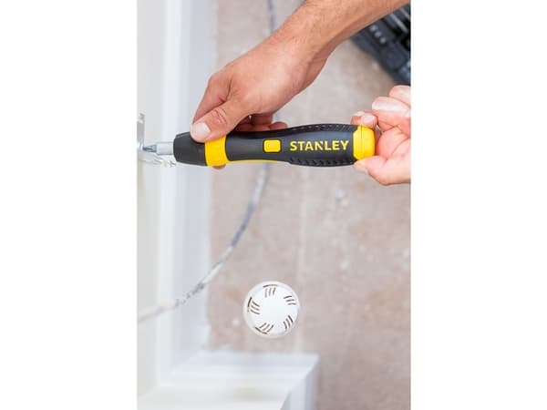 STANLEY - Ratcheting screwdriver with bit and socket set - 40 deler - inn boks