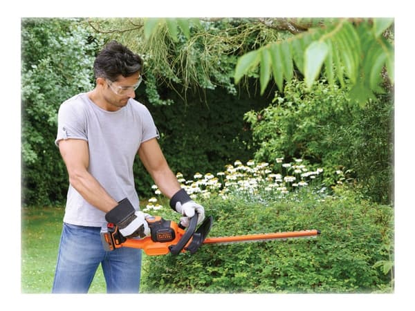 BLACK+DECKER GTC18504PC - Häcksax - sladdlös - 18 V - 4 Ah - 1300 spm - 50 cm - skärkapacitet: 18 mm - 3.24 kg