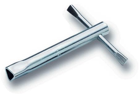 Kolmioavain M3, 6 mm:n särmäpituus