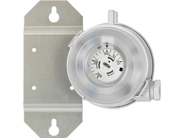 LS CONTROL Pressostat HUBA HC604 med indbygget skiftekontakt. Trykområde 20-300 Pa. Anvendes med VentilationAlarm ES332 E.