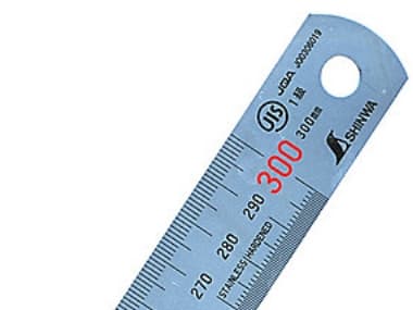 Stållineal 600x30x1,5 - Shinwa H101e