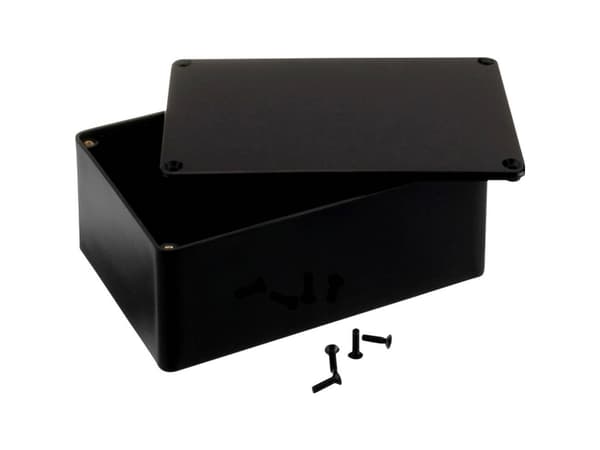 PUG-8 Plastkasse