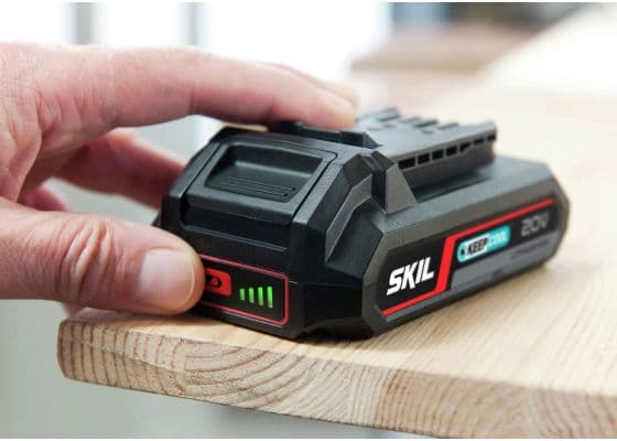 Akumuliatoriaus ir kroviklio komplektas Skil 3110 AA 18V 2.5Ah