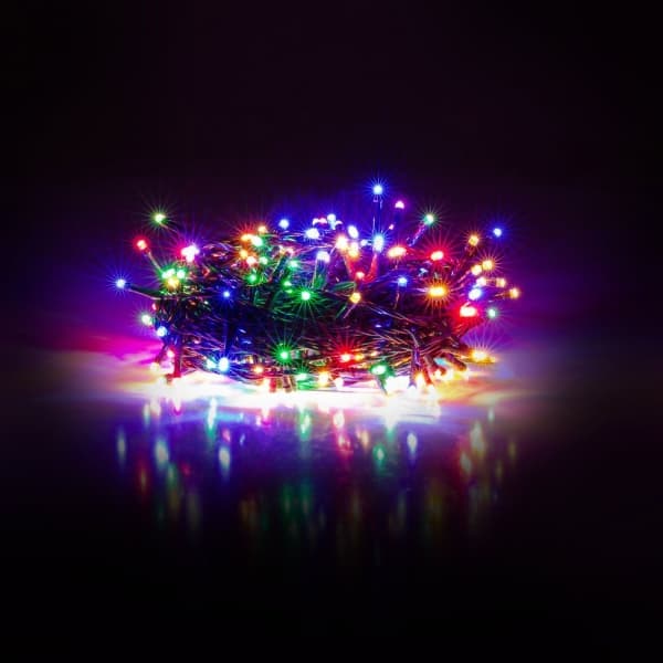 Retlux julgransbelysning 100 LED färgad