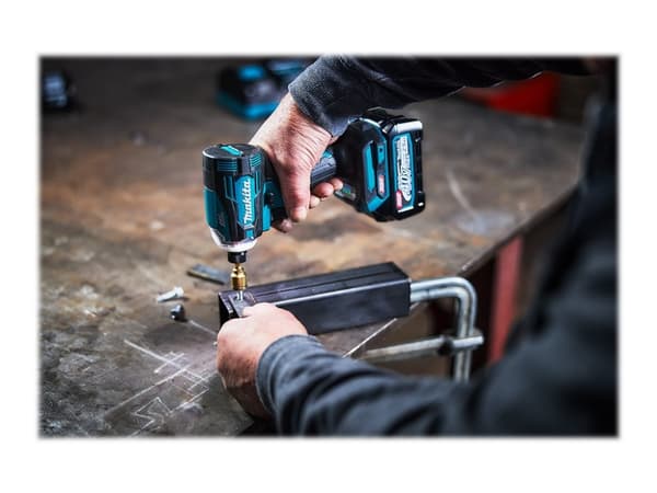 Makita XGT TD001GZ - Støtdriver - trådløs - 4 hastigheter - 1/4" sekskantspor - 220 N·m - uten batteri - 40 V - SOLO