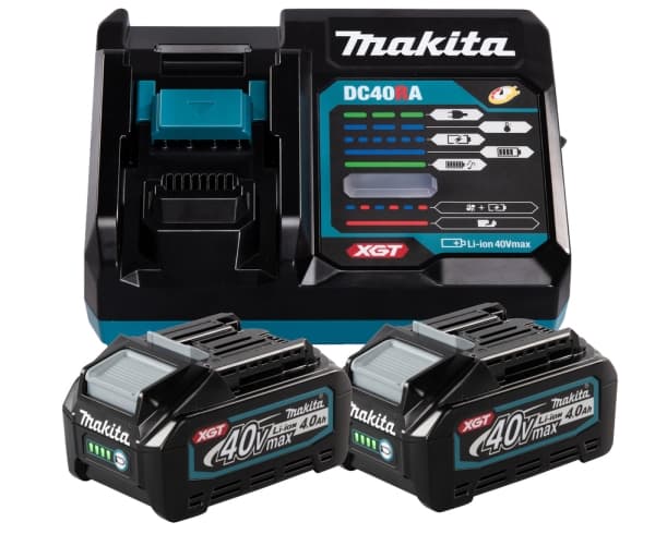 Makita XGT DC40RA - Batterilader + batteri 2 x - Li-Ion - 4 Ah - 1 x batterier lades