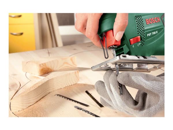 Bosch PST 700 E - Løvsag - 500 W