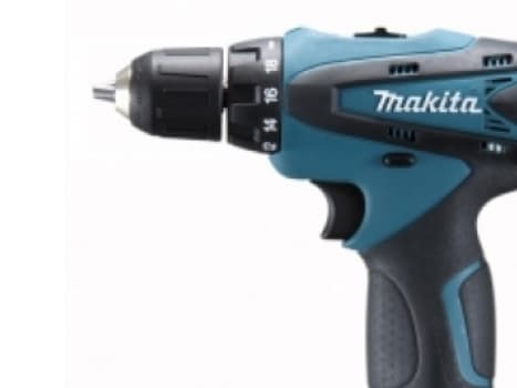 Makita DF330DWE - Porakone/porakone - akkuporakone - 2-nopeuksinen - avaimeton porakori 10 mm - 24 N-m - 2 akkua - 10,8 V