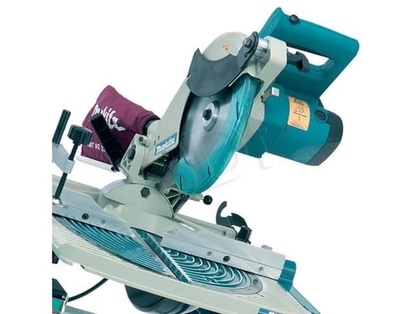 Makita Kombi Byggsåg 260 mm, 230 volt