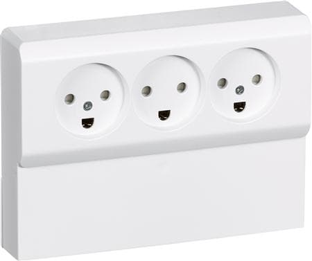 OPUS 66 Insats standarduttag panel exteriör trippel för 2 tändare 2-polig med jord, vit