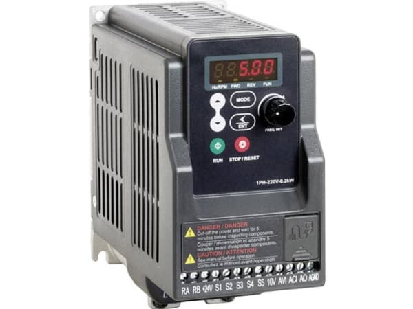 Peter Electronic Taajuusmuuttaja 0,75 kW 1-vaihe 230 V