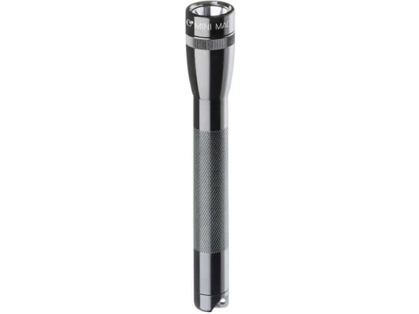 Maglite M2A 01L, Käsikokoinen taskulamppu, Musta, Alumiini, AA, 146 mm, 25,4 mm