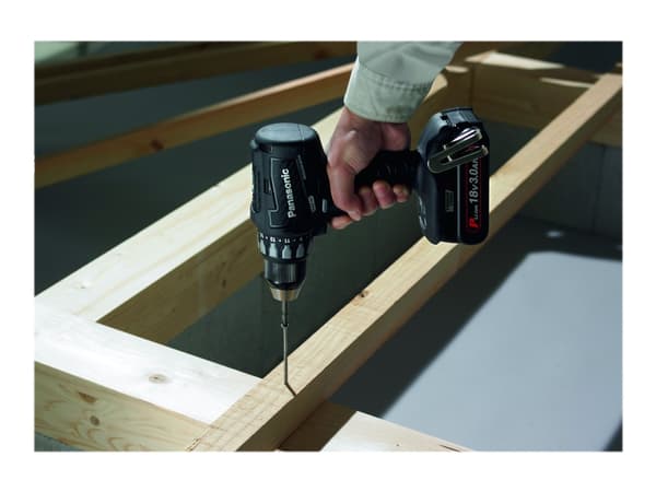 Panasonic EY74A2PN2G32 - Drill/driver - trådløs - 2 hastigheter - nøkkelfri borhylse 13 mm - 50 N·m - 18 V