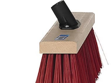 VIKAN Gadekost med gevind til skaft, 380 mm, Medium, Træ. Gadekost med PVC børster. Fjerner effektivt snavs og sne. Leveres med socket
