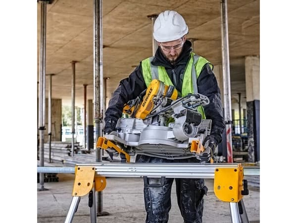 DeWALT DE7033-XJ Compact - Geringssavstander
