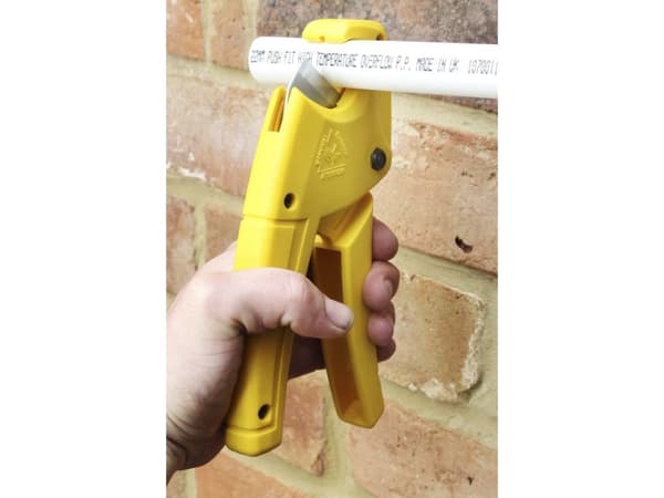 Stanley 0-70-450, Rørkutter, Rustfritt stål, Plast, Gult, 2,8 cm, 200 mm