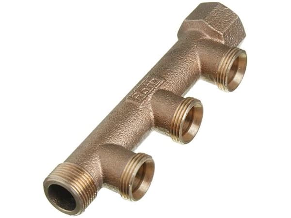 Roth EURO-red fordelerrør er udført i CC499K Rødgods, og med 3 afgreninger i ¾" eurokonus