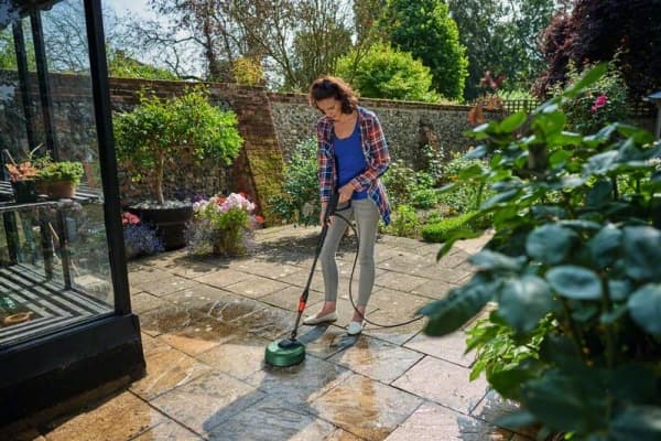 Bosch TERRASSEVASKER AQUASURF 250
