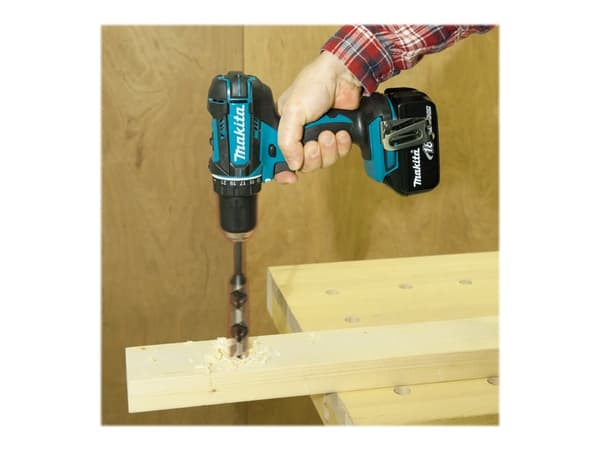 Makita DDF482RFJ - Borr/drivare - sladdlös - 2 hastigheter - nyckellös chuck 13 mm - 62 N·m - 2 batterier - 18 V