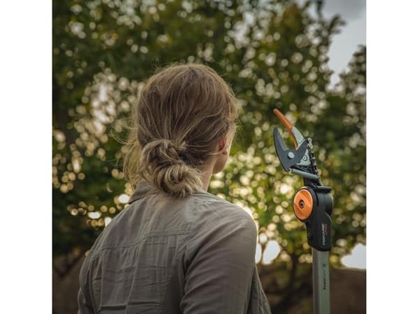 Fiskars PowerGear UPX82 1023625 Pitkät oksasakset Bypassi