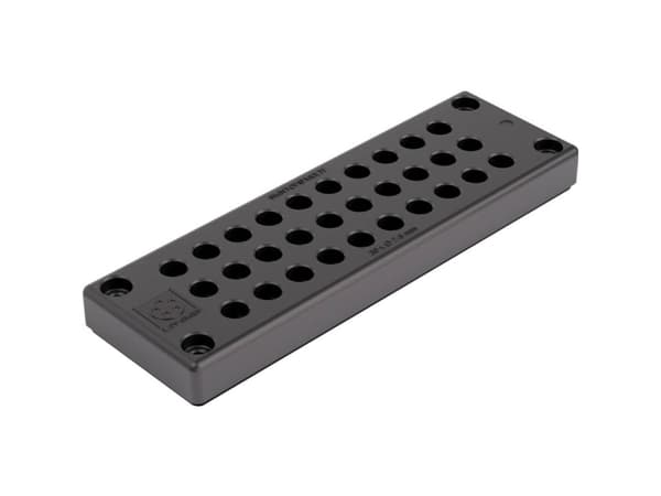 LAPP SKINTOP® MULTI Versio 3 Monikaapeliläpivientilevy Kiinnikkeen halkaisija (max.) 6 mm Levyn paksuus (max.) 14 mm Polykarbonaatti 1 kpl 1 kpl