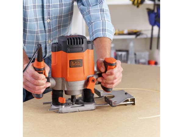 BLACK+DECKER KW1200E-QS - Dukkertfres - 1200 W - flens 6 mm, 6,35 mm, 8 mm