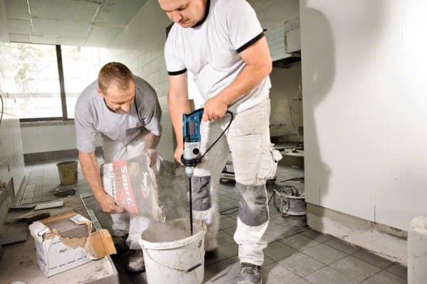 Bosch GSB 24-2 Professional - Hammerbor - 1100 W - 2 hastigheter - nøkkelfri borhylse 13 mm - 40 N·m