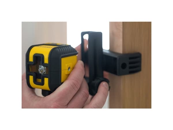 Stanley STHT77498-1, 12 m, 0,45 mm/m, 4°, Horisontell / Vertikal, Röd, Linjelaser