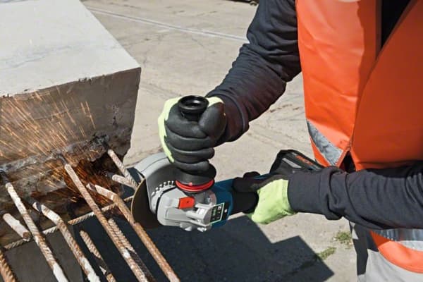 Bosch GWS 18V-10 PSC Professional - Vinkelsliper - trådløs - 125 mm - uten batteri - 18 V - SOLO