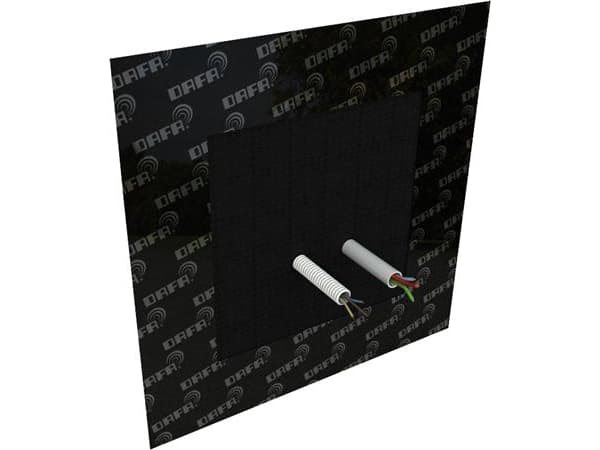 DAFA AirVent UV- / Radonkaapelin kaulus 195x195mm katon alapuolen ja tuulensulun tiivistämiseen. Merkintä ø80mm tölkille ja ø7-ø22mm kaapelille.