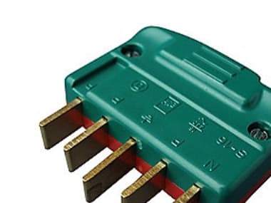 Pistoke S16 440V 3P+N+J suora, punainen/vihreä