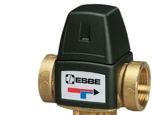 Esbe VTA321 blandeventil 20-43°c dn15, 1.5 kvs, rp1/2 tum