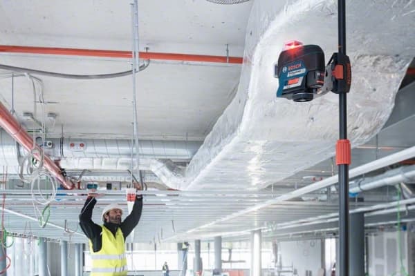 Bosch GLL 3-80 C Professional, 30 m, 0,2 mm/m, 4°, 120 m, Vaaka/Pysty, Punainen