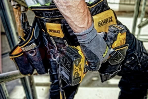 Tool pannier multifunctional assembly belt
