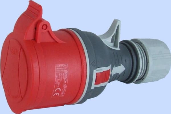 Kannettava pistorasia 32A 5P 400V punainen TWIST GPP 32/5 IP44 921875