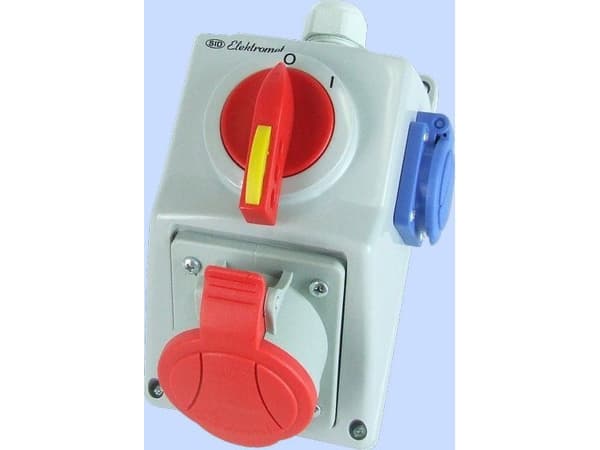 Installationssats med frånskiljare 32A 5P 400V, 1x16A 250V 2P+Z O-I C32-18.1N IP54 974012