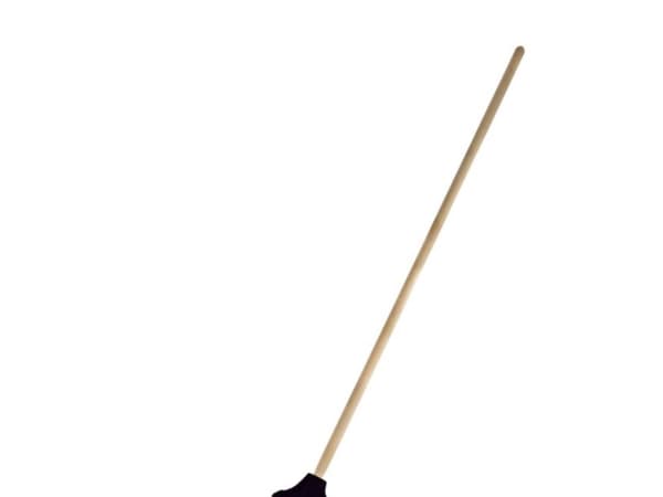 Mega hushållsborste med trähandtag 120cm orange - 32061