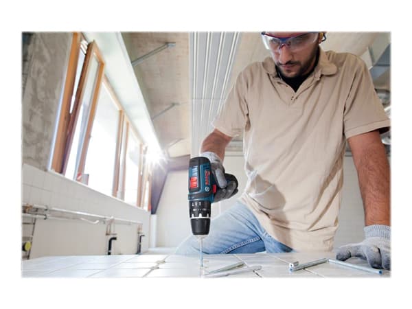 Bosch GSB 12V-15 Professional - Hammerbor/driver - trådløs - 2 hastigheter - nøkkelfri borhylse 10 mm - 30 N·m - 2 batterier - 12 V