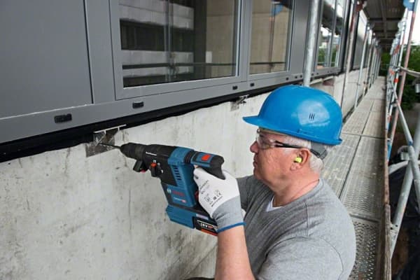 Bosch GBH 18V-26 F Professional - Roterende hammer - trådløs - 3-modus - SDS-plus - 2.6 joule - uten batteri - 18 V