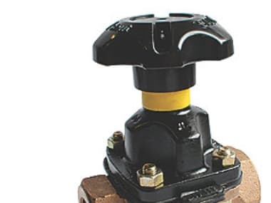Saunders Membranv. 1.1/4 - Type A Rødgods M/300