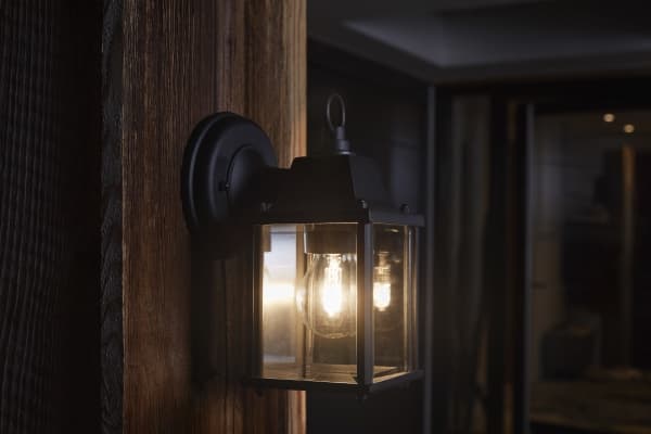 LEDVANCE ENDURA CLASSIC - Vegglampe - 1 sokkel - E27 - firkantet lykt - svart, blank