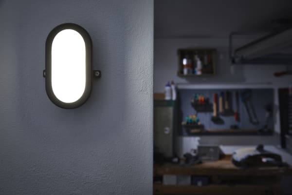 LEDVANCE Bulkhead, Väggbelysning för utomhusbruk, Vit, Akrylnitrilbutadienstyren (ABS), IP54, Garage, II