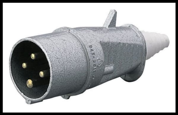 Polam Nakło Pistoke 32A 3P+Z IP44 metallinen kannettava 380V pyöreät nastat - 3143-326
