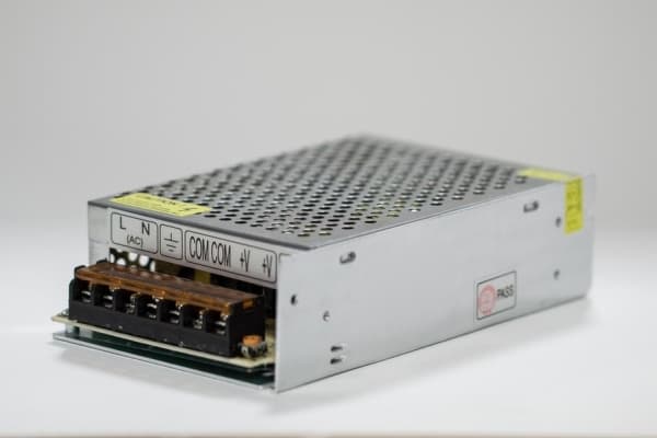 Zamel Elektronisk strømforsyning 230 / 12V DC 0- 100W ZSL- 100- 12